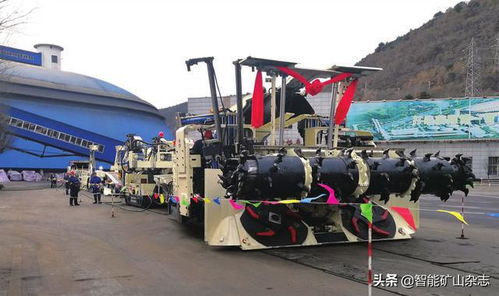 黃陵礦業(yè)董事長雷貴生分享智能化快速掘進(jìn)技術(shù)實踐與創(chuàng)新經(jīng)驗